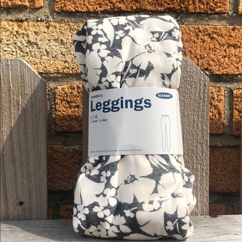 NWT OLD NAVY LEGGINGS